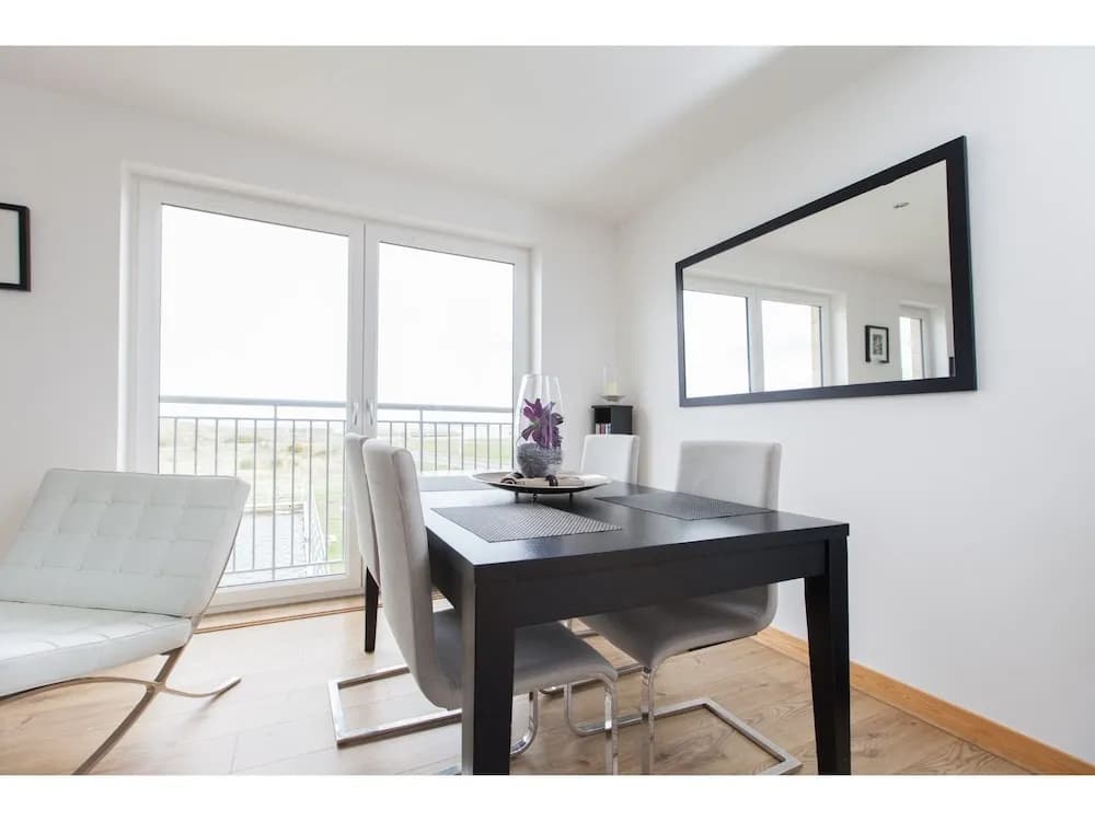 Edinburgh Home With a View - main photo