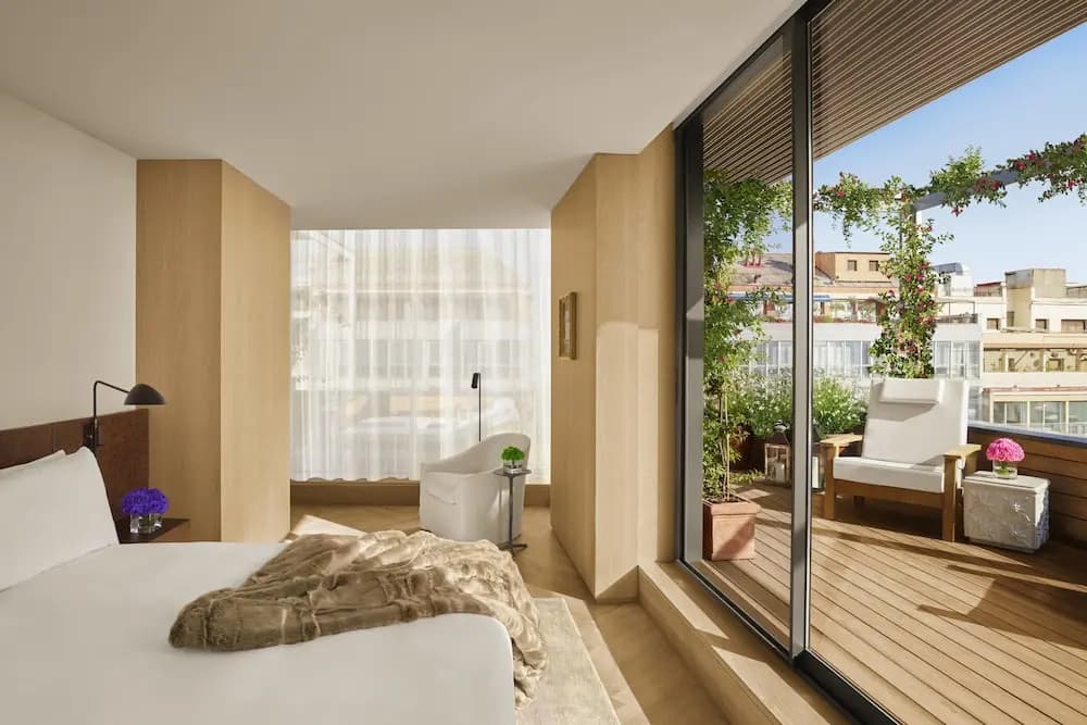 The Barcelona EDITION - photo 5