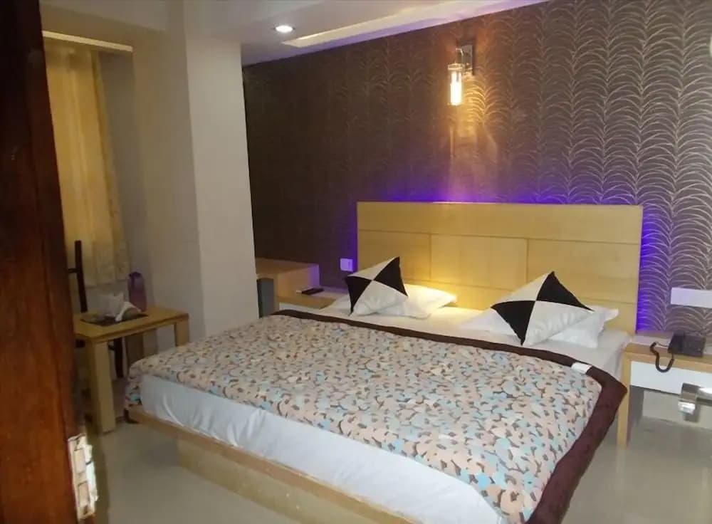 Hotel Hridey Dx - photo 5