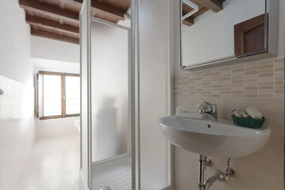 Ponte Vecchio Suite by Home Sharing - photo 9