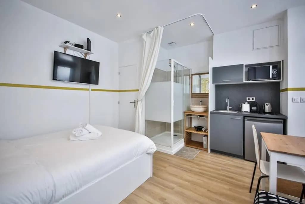 cosy independant studio proche gare et jardin - photo 15