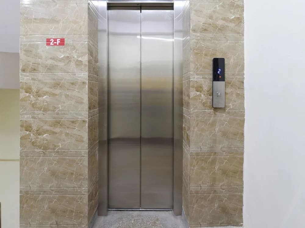 OYO 22394 Club Residency - photo 11