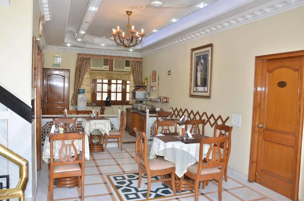 Bajaj Indian Home Stay - photo 17