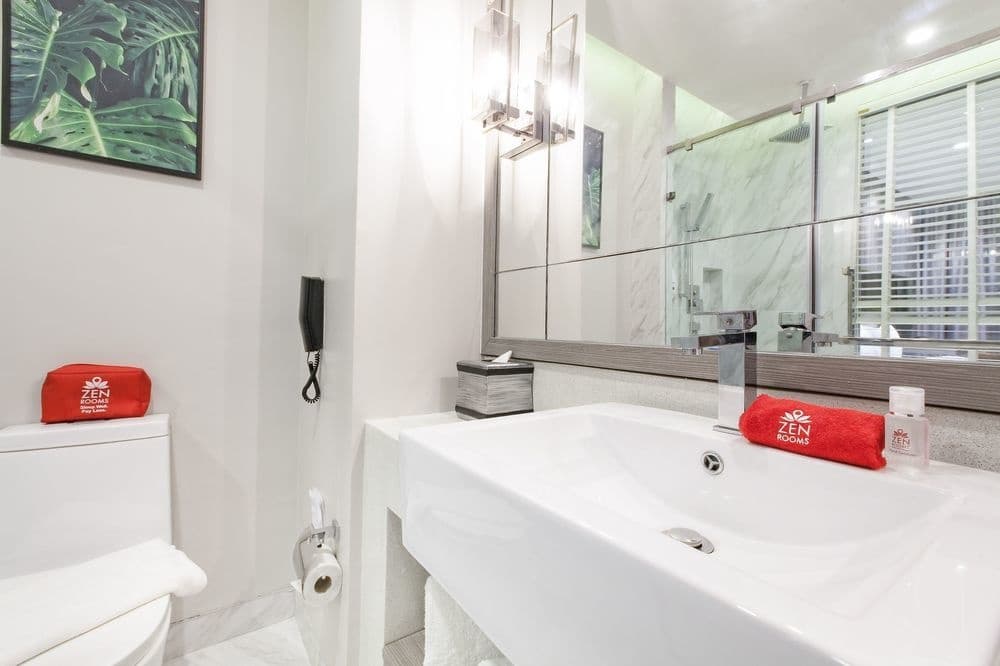 ZEN Premium Patak Karon Beach - photo 13