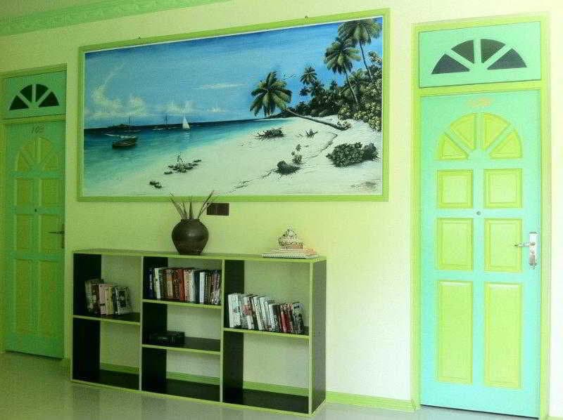Guraidhoo Corner Tourist House - photo 3