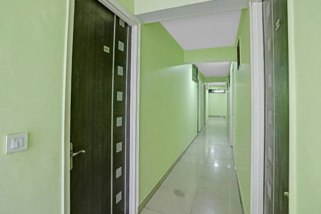 Capital O 84917 Premium Villa-2 - photo 3
