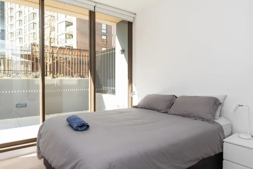 Modern Apartment in Darling Harbour - photo 5