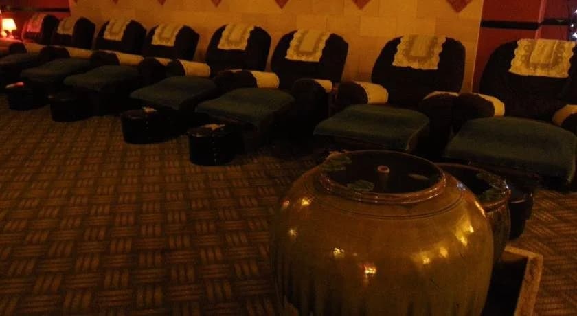 The Malaysia Hotel - photo 4