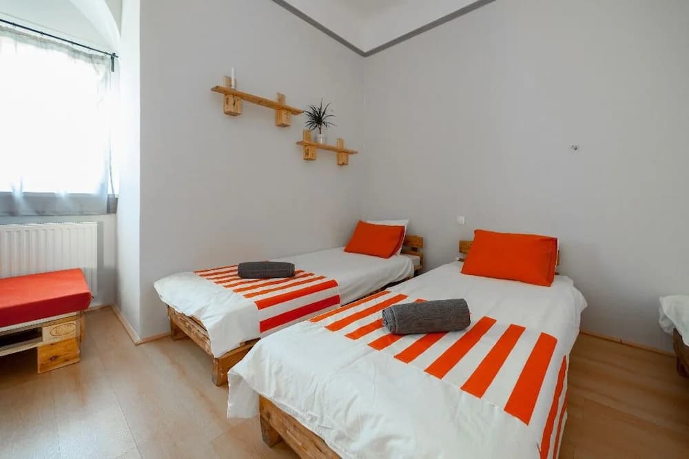 Astoria Apartment - photo 7