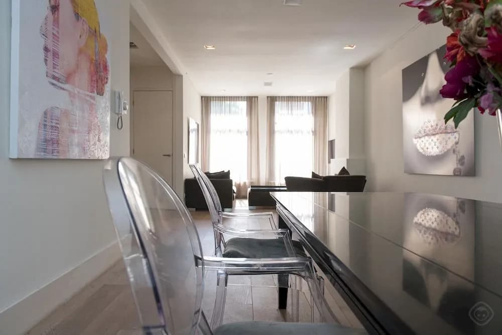 Lionel Apartments - photo 11