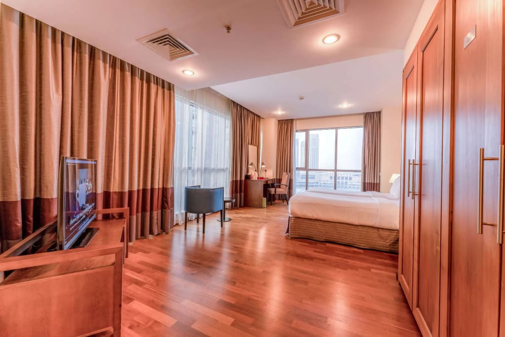 Wyndham Downtown Dubai Hotel - photo 37