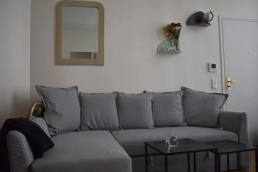 1 Bedroom in Bonne Nouvelle - photo 11