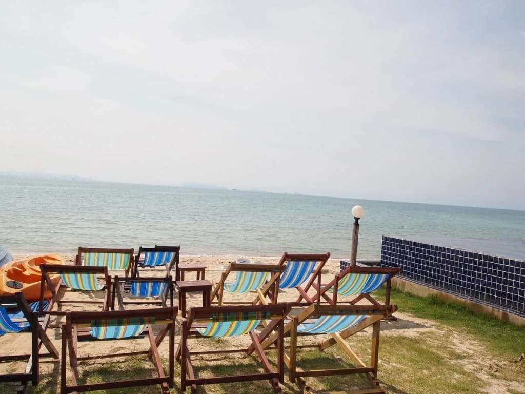 Lipa Bay Resort - photo 13