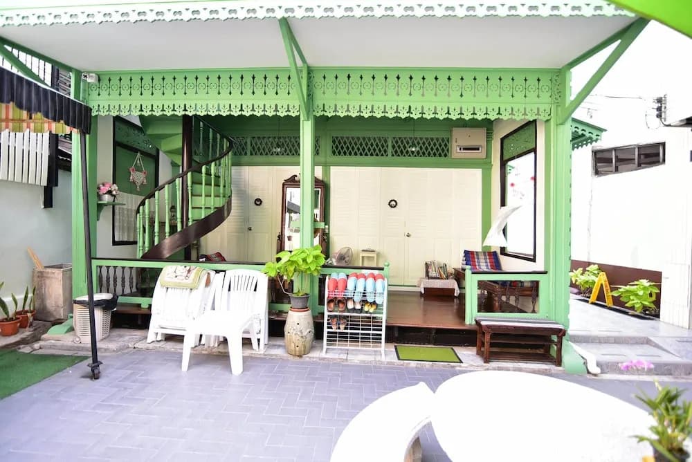 Green Teak House - photo 12