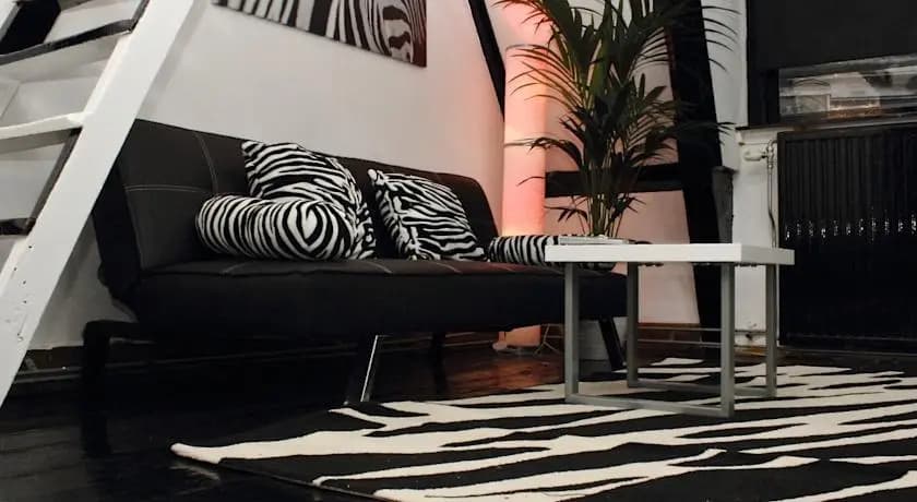 The Escape Lounge - photo 5