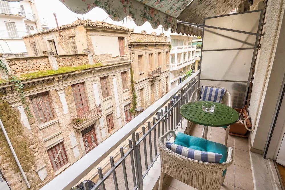 Comfortable Central Athens Flat by Cloudkeys - photo 11