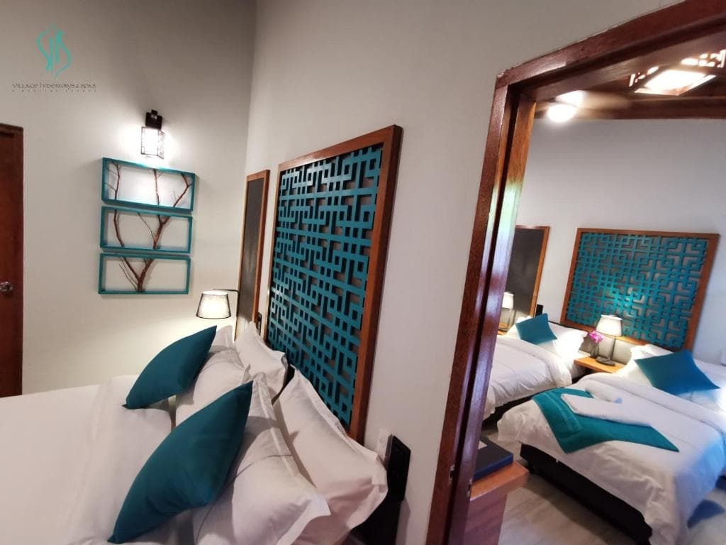 Village Hideaways & Spas - photo 2