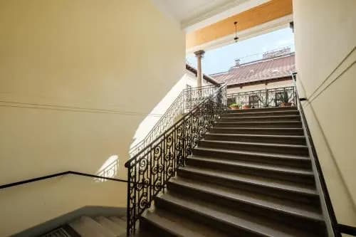 Andrassy Garden Apt in Center - photo 9