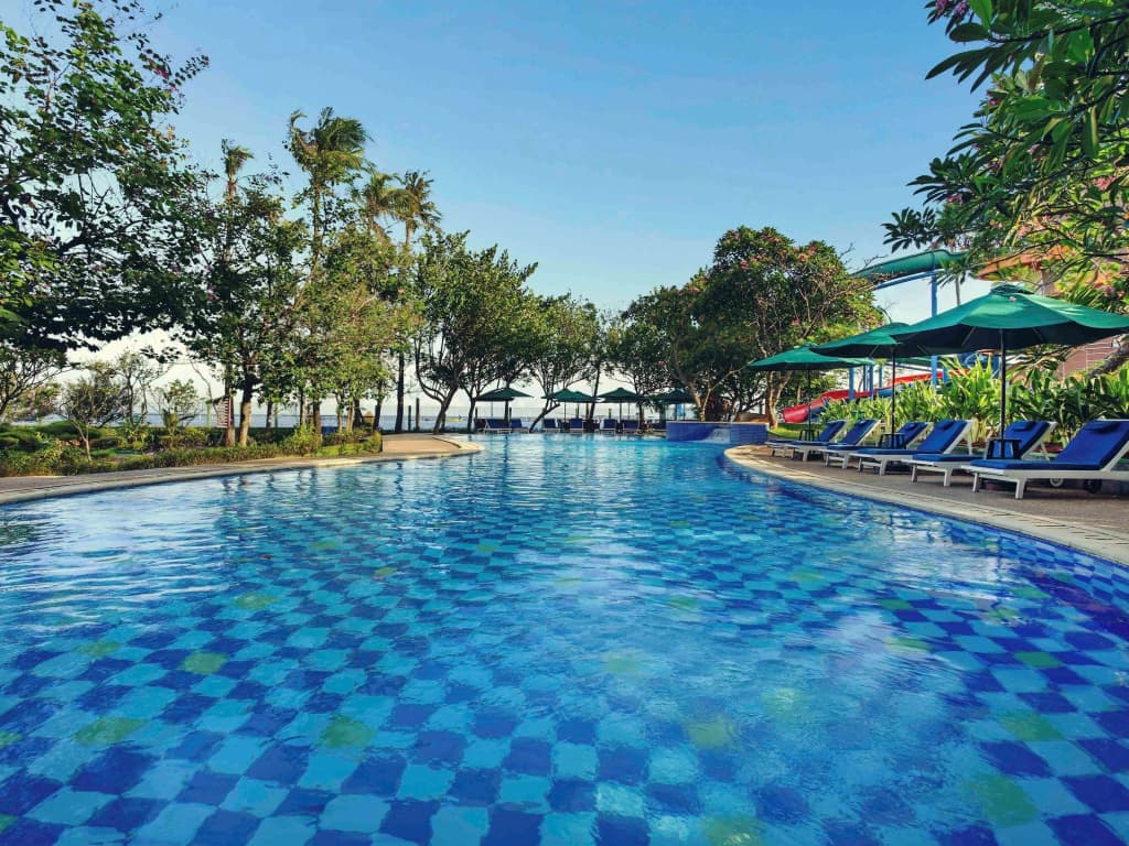 Mercure Convention Center Ancol - photo 16