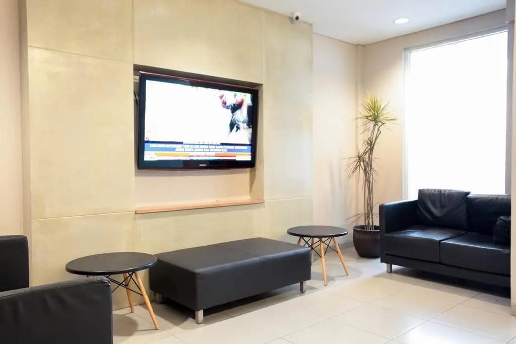 LeGreen Suite Kuningan - photo 13