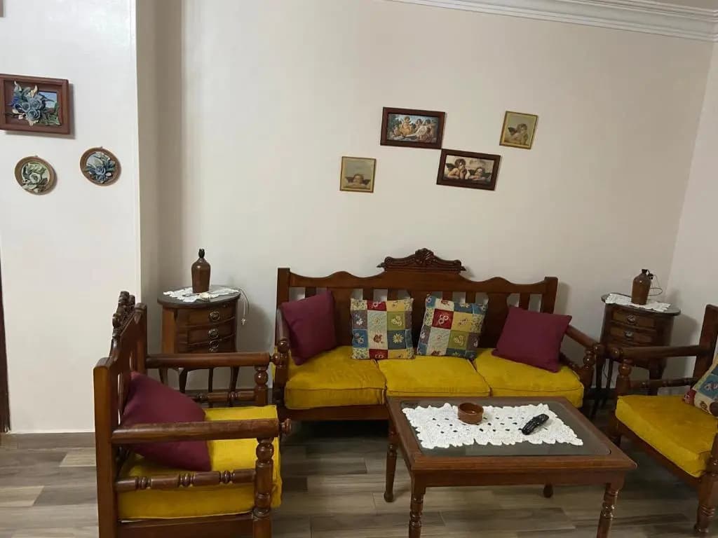 nora's apartment - photo 10