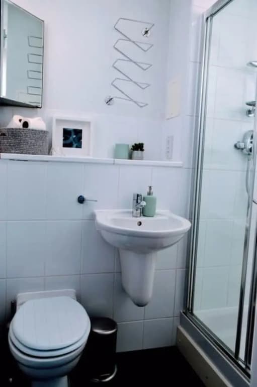 2 Bedroom Apartment In City Centre - photo 8