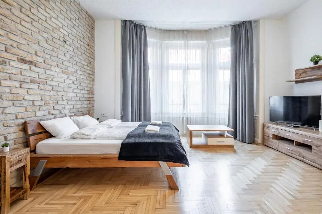 Central Luxury Apartment with AC - photo 5