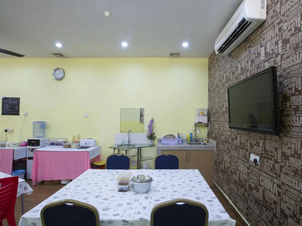 Hotel Zamburger Sri Petaling - photo 14