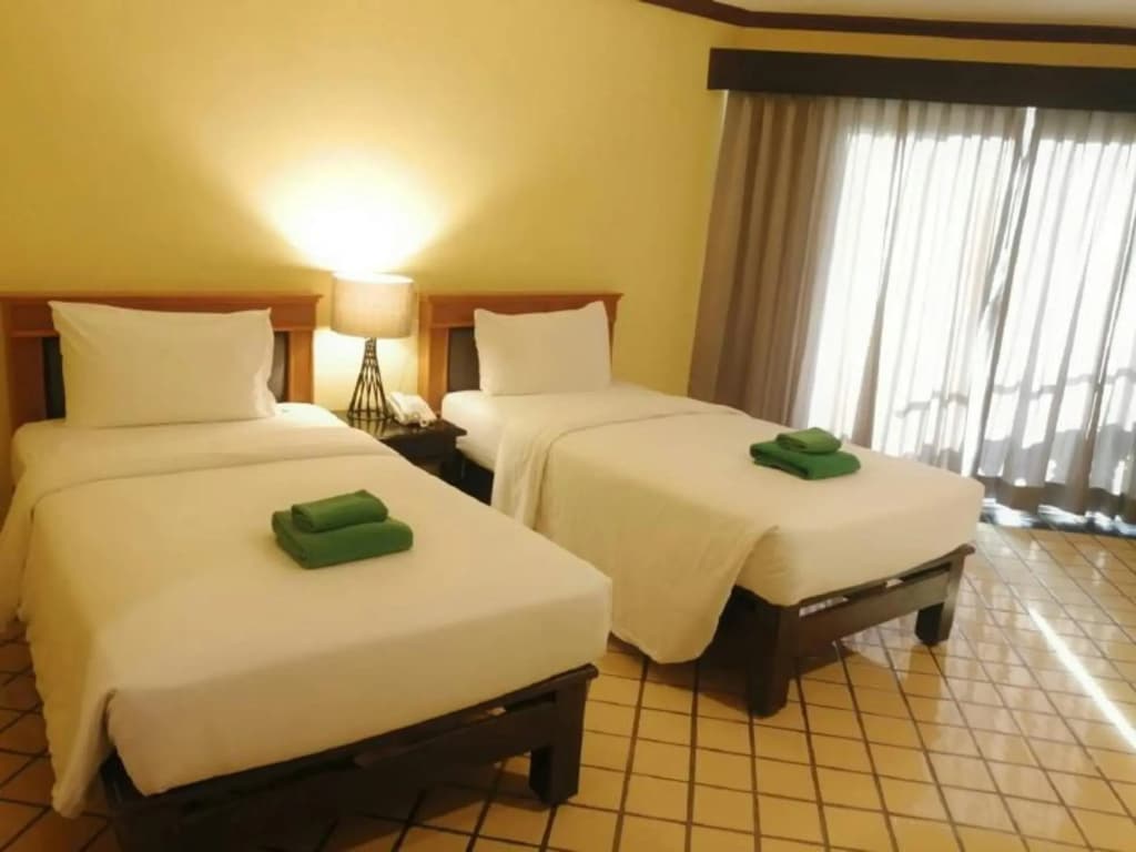 Jomtien Thani Hotel - photo 10