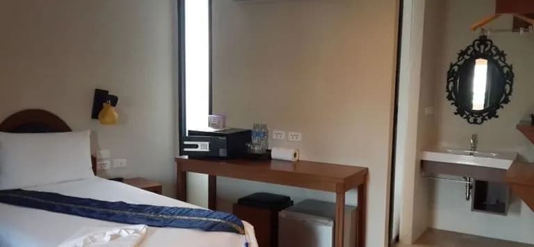 Behind The Scene Boutique - photo 6