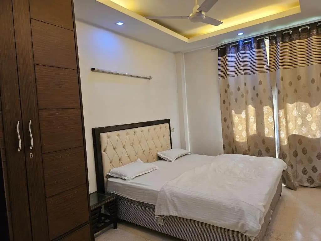 Spacious 2bhk apartment! - photo 12