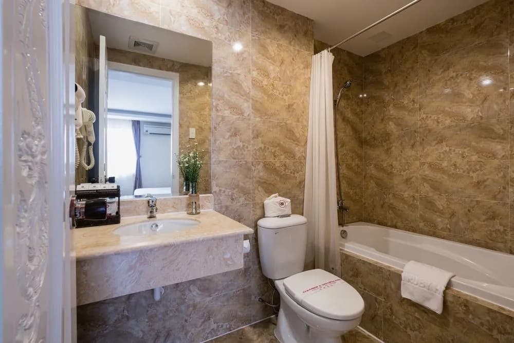 Asian Ruby Center Point Hotel - photo 11