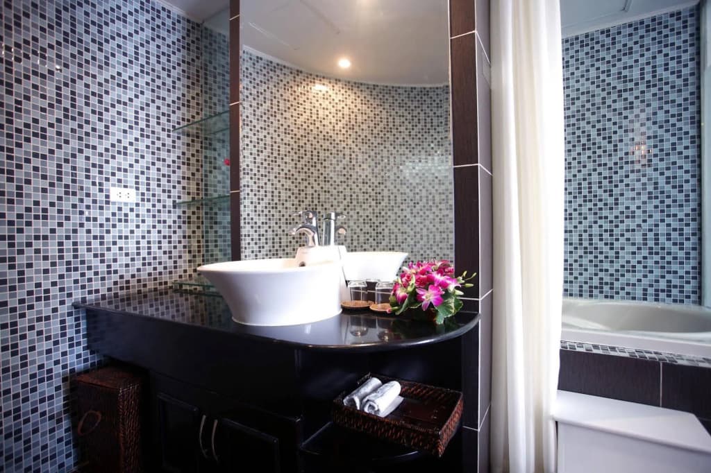 Hanoi Emotion Hotel - photo 10