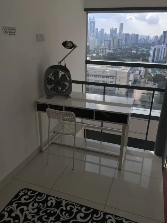 3 Tower Duplex Unit Apartment - photo 6
