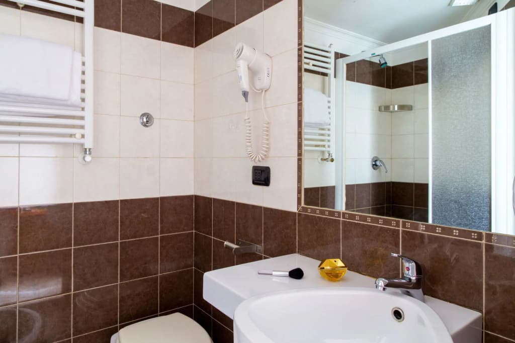 Hotel Ciao - photo 9