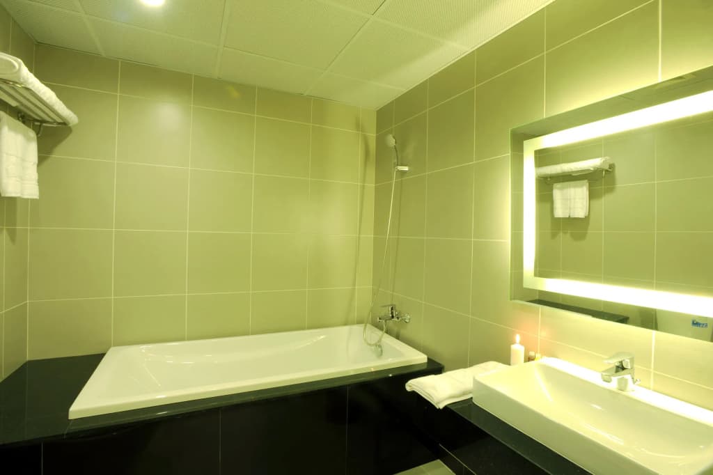 Gallant Hotel - photo 8