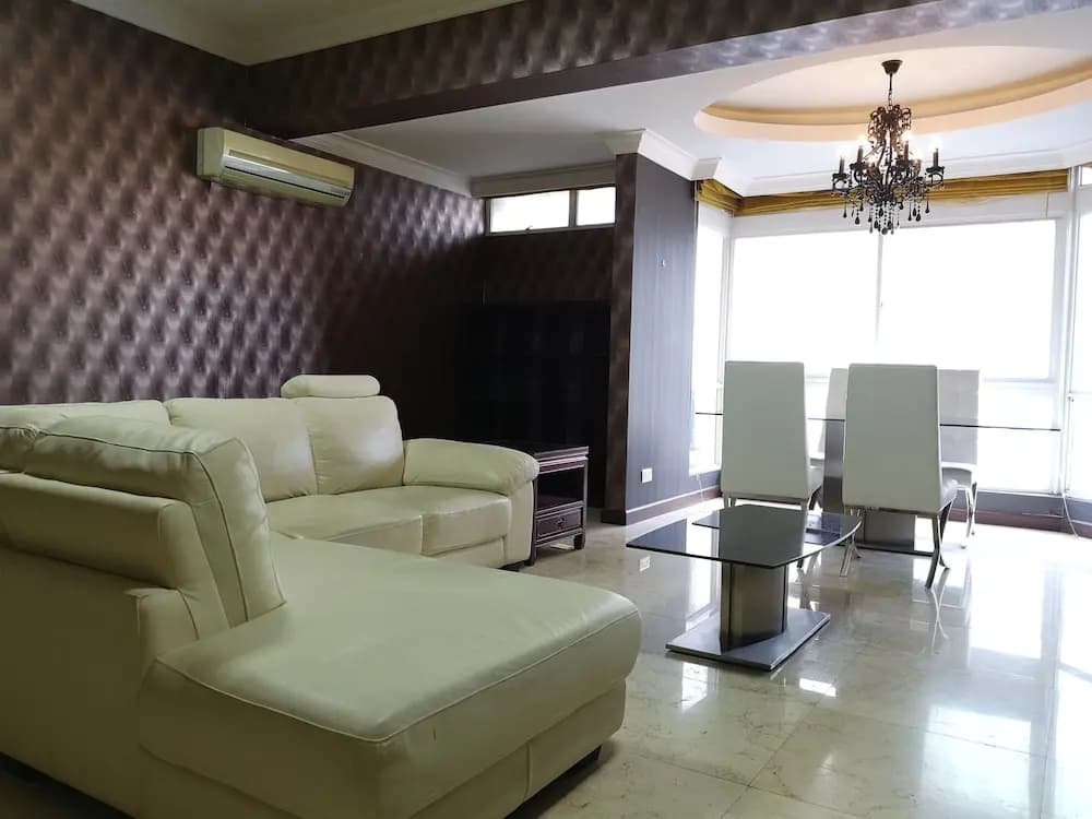 Pavilion Fahrenheit 88 - AJ home - photo 2