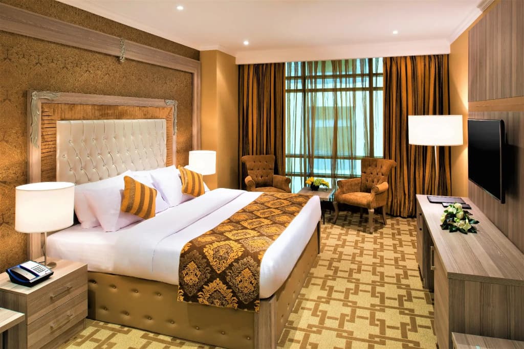 Sapphire Plaza Hotel - photo 3