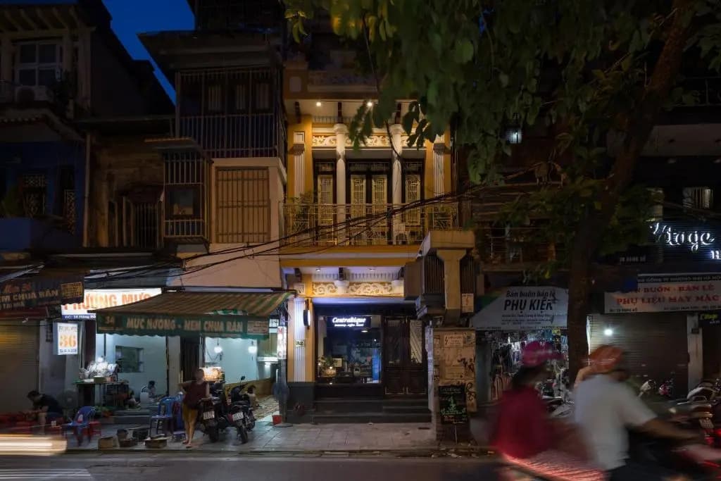 Centraltique Downtown - Bespoke Colonial House Near Hoan Kiem Lake - photo 14