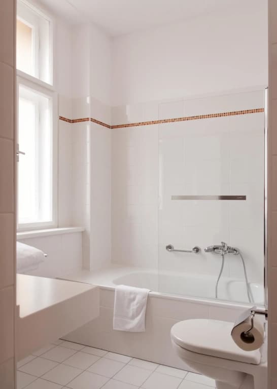 Hotel Ambiance - photo 10