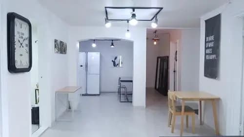 COMESTAY3 - main photo