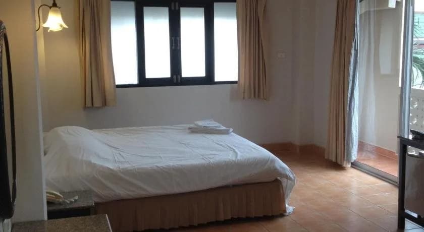 Jinny Guesthouse - photo 13