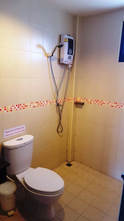 Panupong Hotel - photo 8