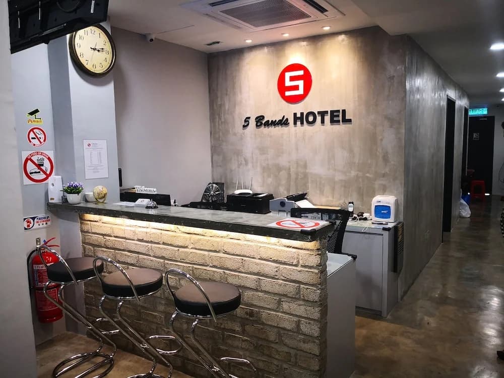 5 Bands Hotel - photo 10