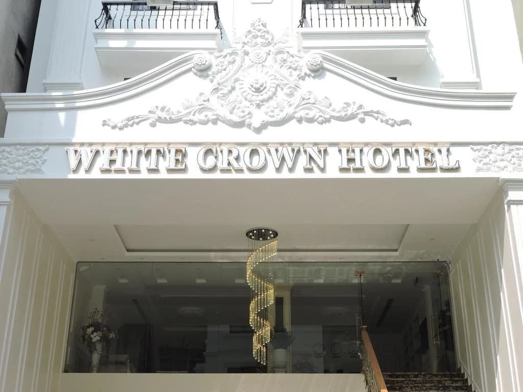 White Crown Hotel - photo 9