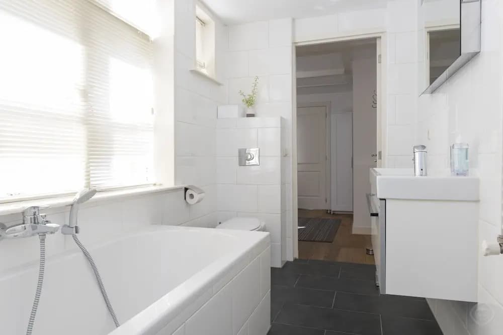 Stylish Canal House - photo 7