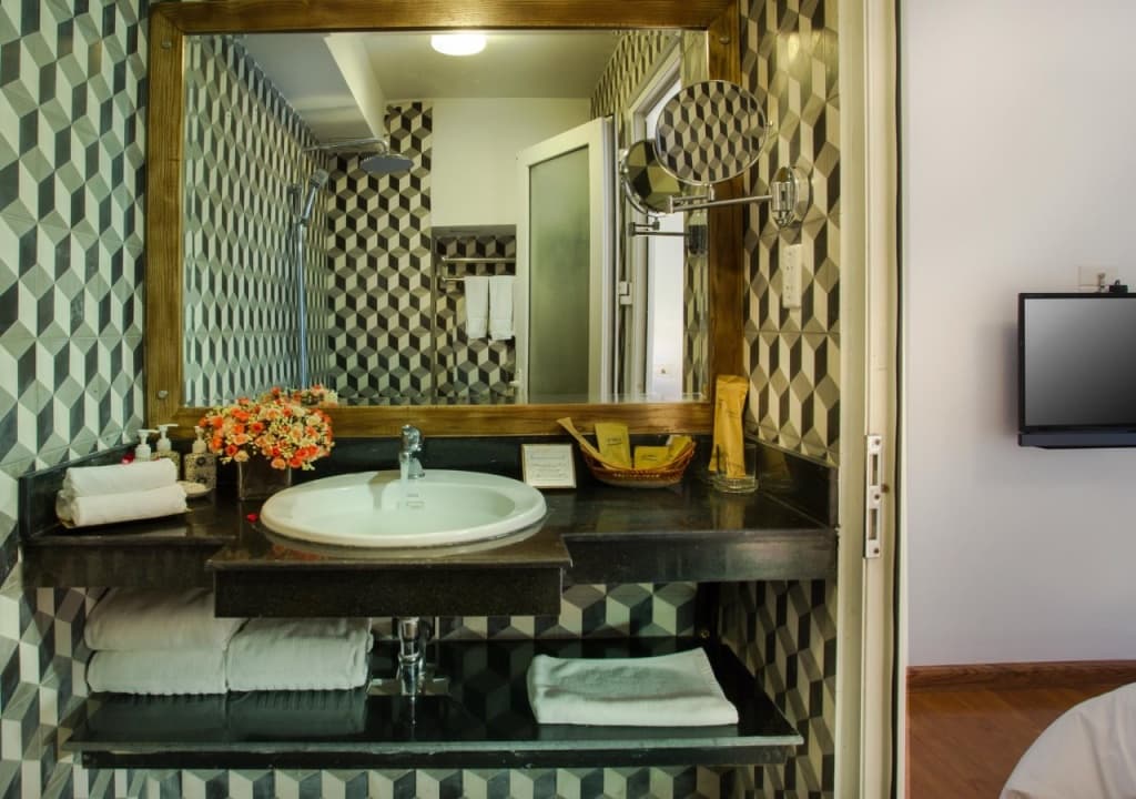 Singita Classy Boutique Hotel - photo 8