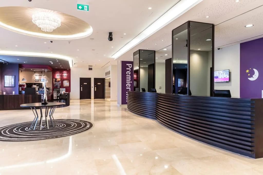 Premier Inn Doha Education City Hotel - photo 11