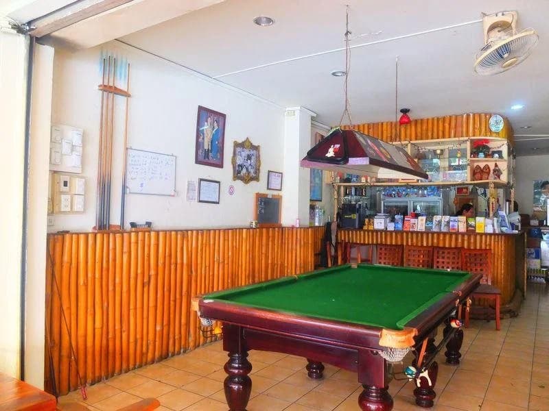 Double Dutch Guesthouse - photo 11