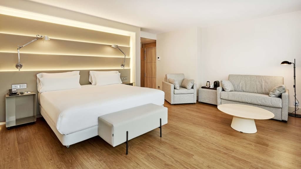 NH Sants Barcelona - photo 7